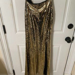 Ina Gold Sequin Long Skirt with Slit – Size S